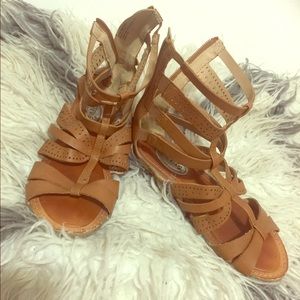 Beautiful girls sandals 👡